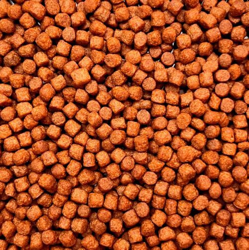 Marks koifoder 4,5 mm flydende i 3 kg pose.